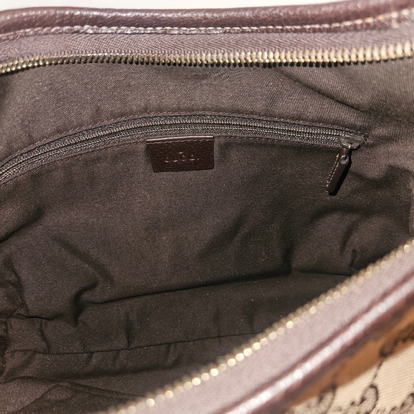 Gucci Abbey Medium Hobo - Picture 7 of 16